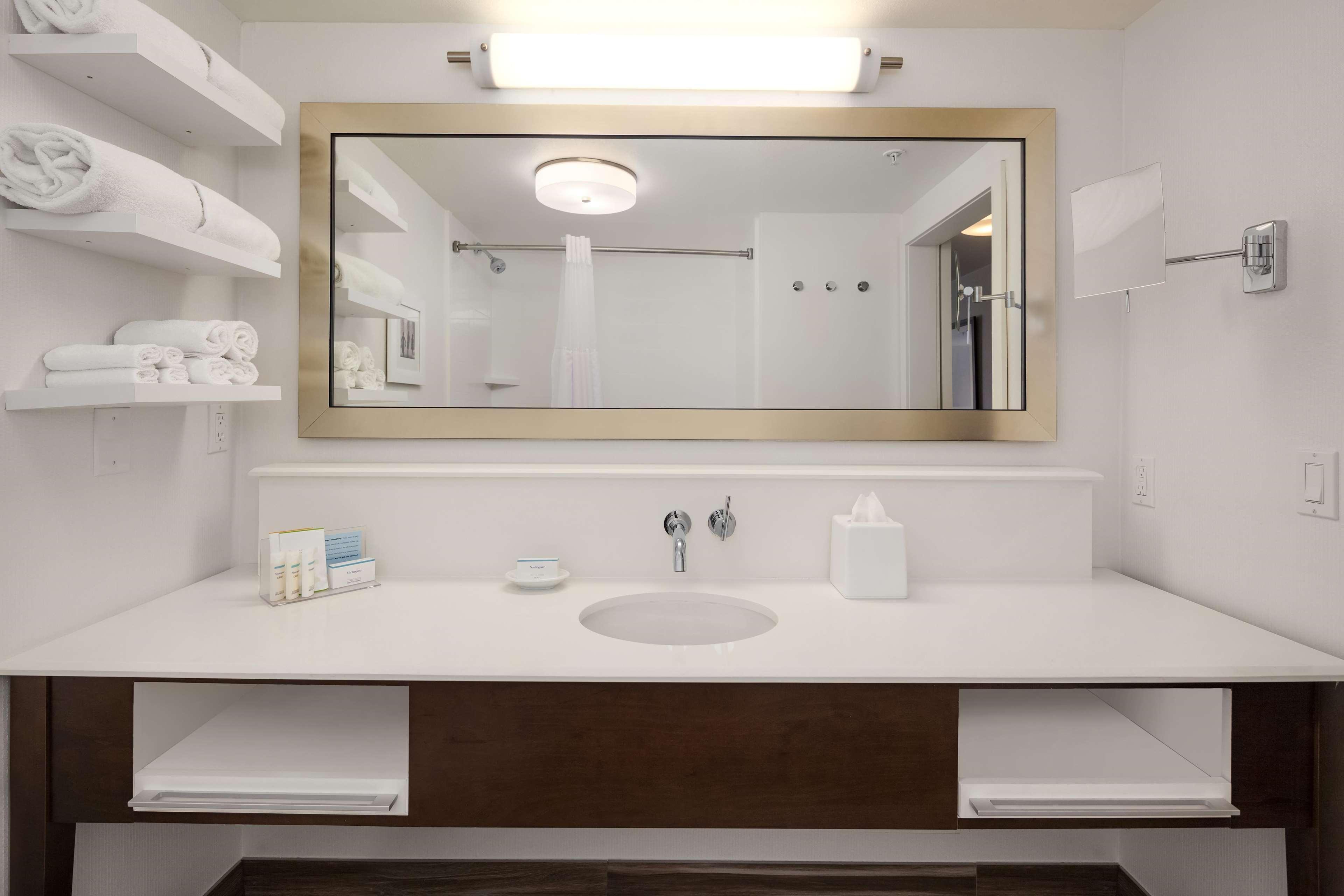 Hampton Inn & Suites Seattle North/Lynnwood Eksteriør billede