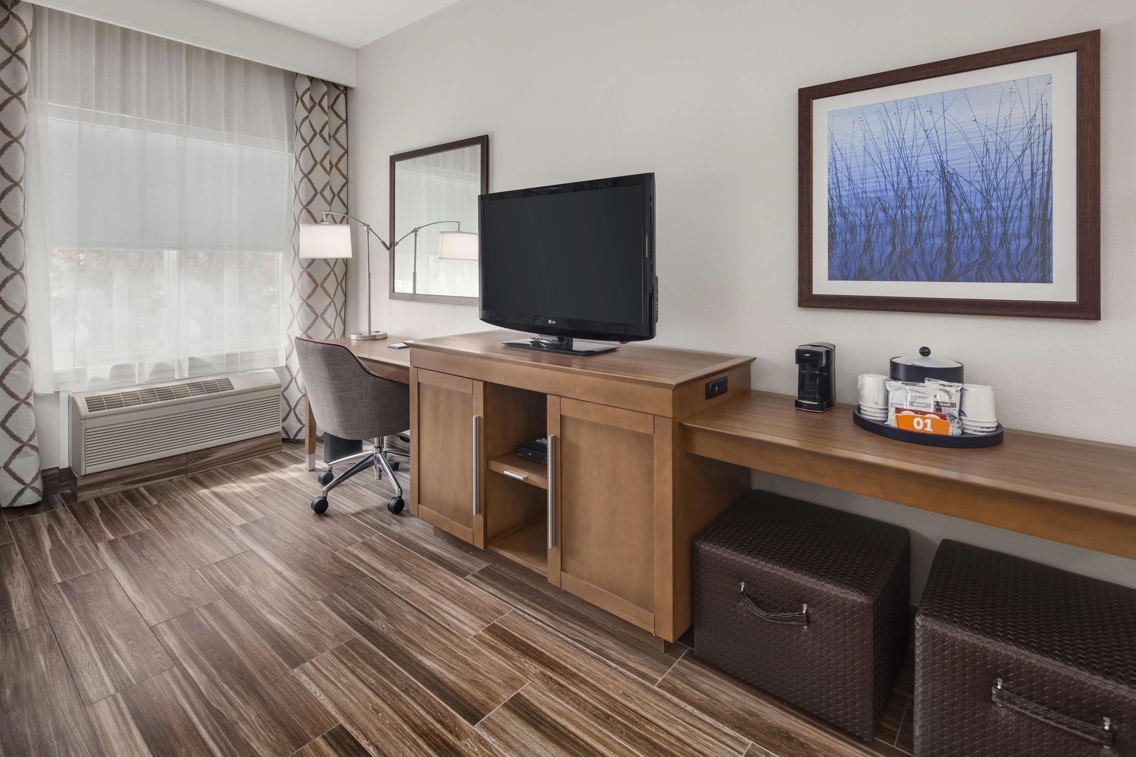 Hampton Inn & Suites Seattle North/Lynnwood Eksteriør billede