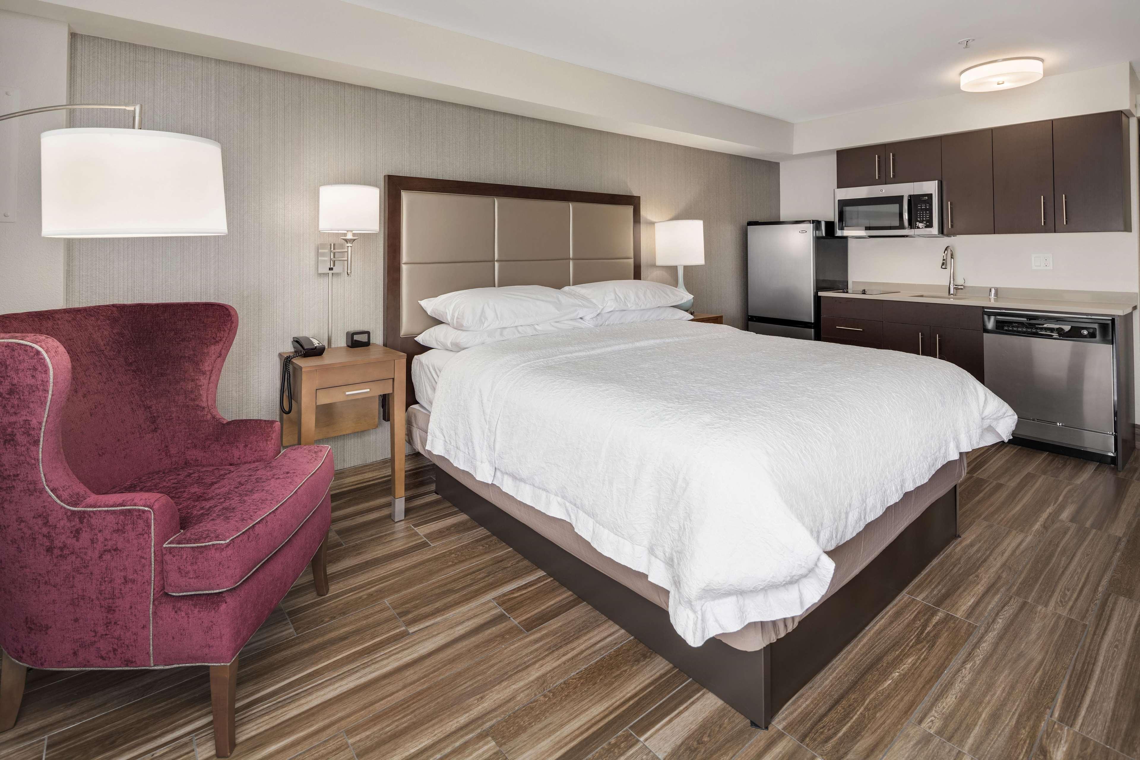 Hampton Inn & Suites Seattle North/Lynnwood Eksteriør billede
