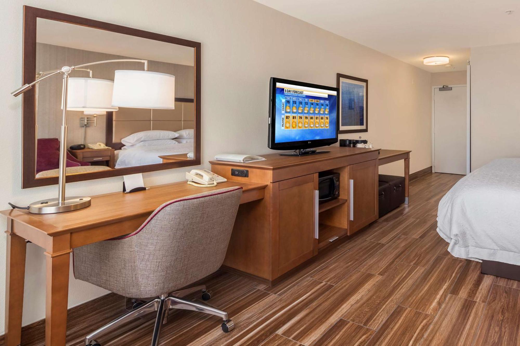 Hampton Inn & Suites Seattle North/Lynnwood Eksteriør billede