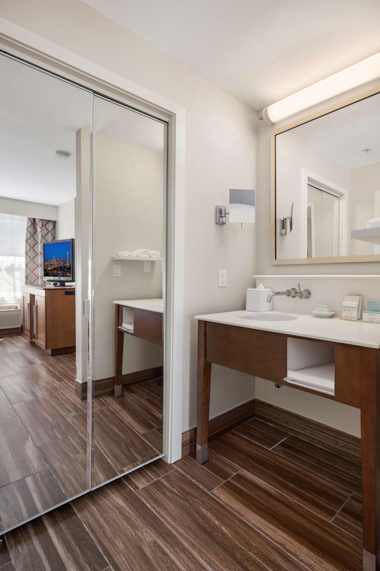 Hampton Inn & Suites Seattle North/Lynnwood Eksteriør billede